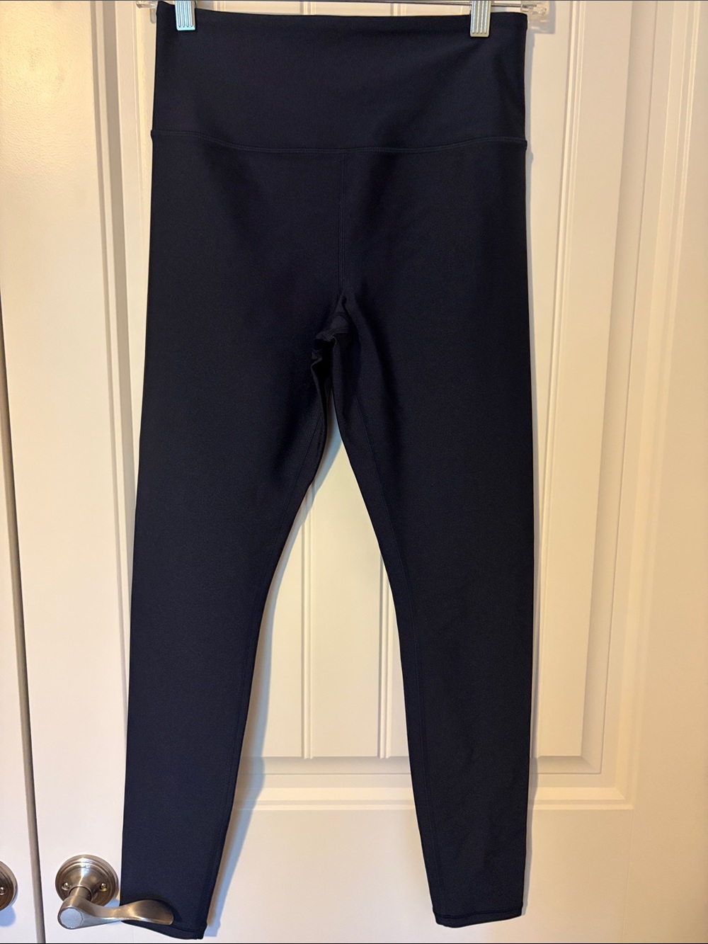 Athleta brand high -Waist Navy elation Sheen tight. Size Small